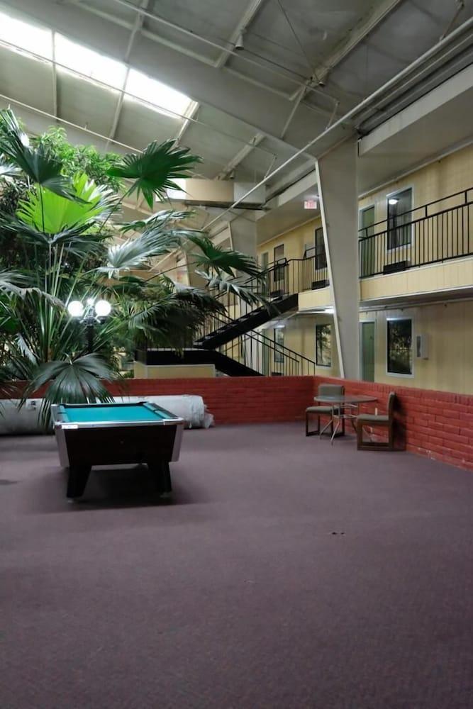 Econo Lodge Elk City Eksteriør bilde